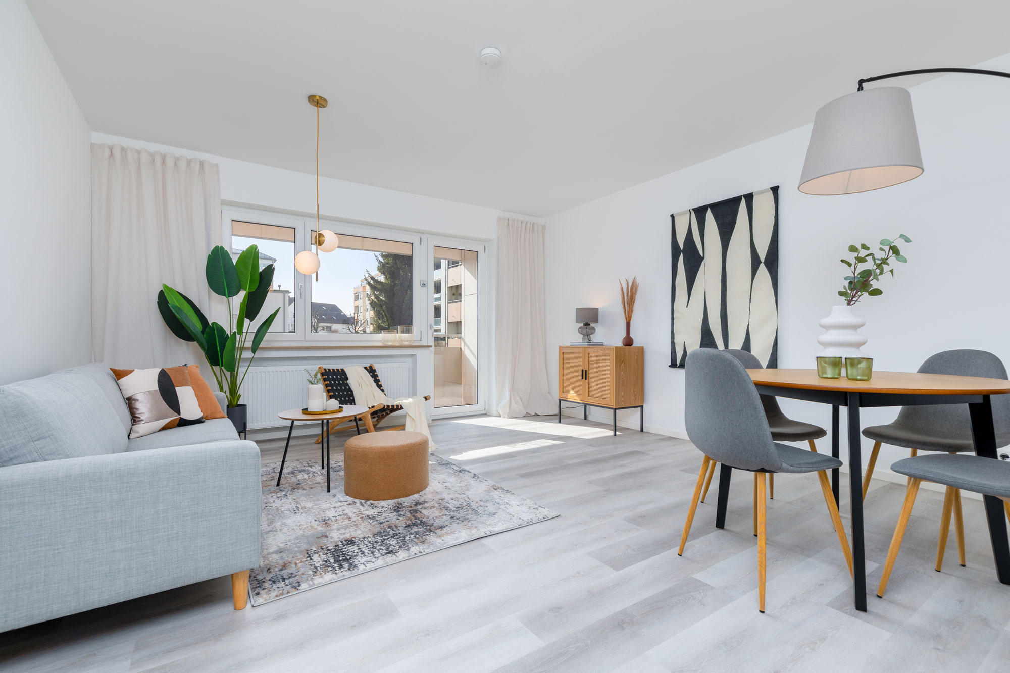 Ein von elements Home Staging aufgewertetes Wohnzimmer mit modernem Touch.